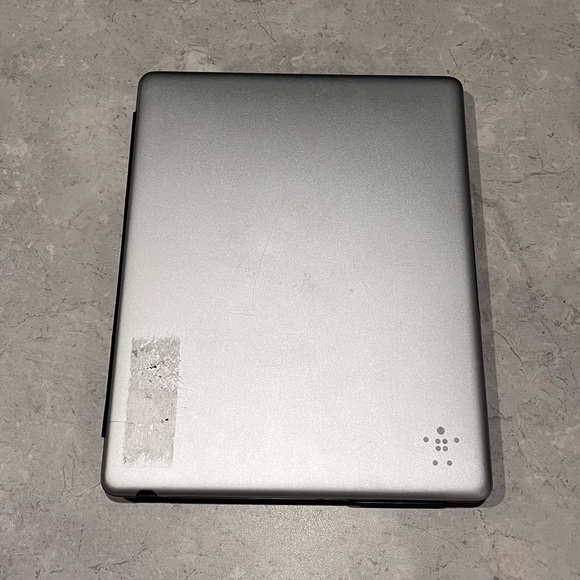 💻 Belkin iPad Case With Keyboard Model F5L149 - Picture 2 of 5